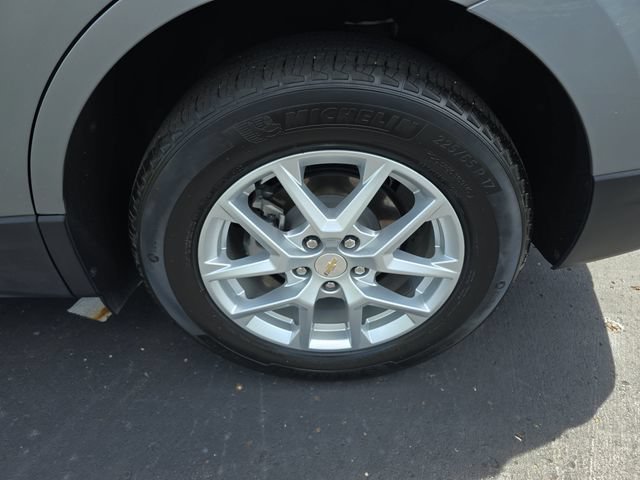 Used 2023 Chevrolet Equinox LT FWD image 36