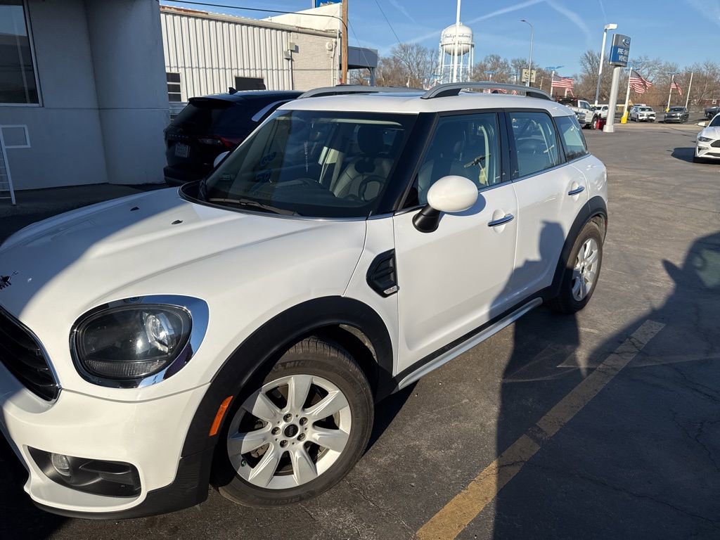 Used 2019 MINI Cooper Countryman image 3