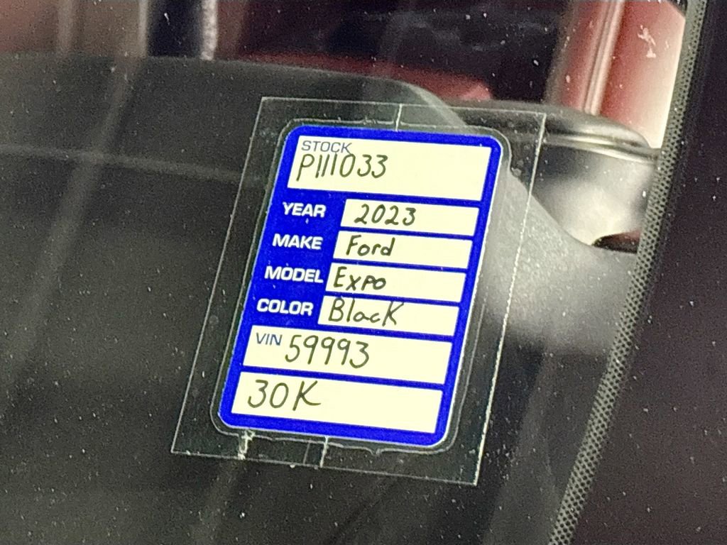 Used 2023 Ford Expedition Limited image 26