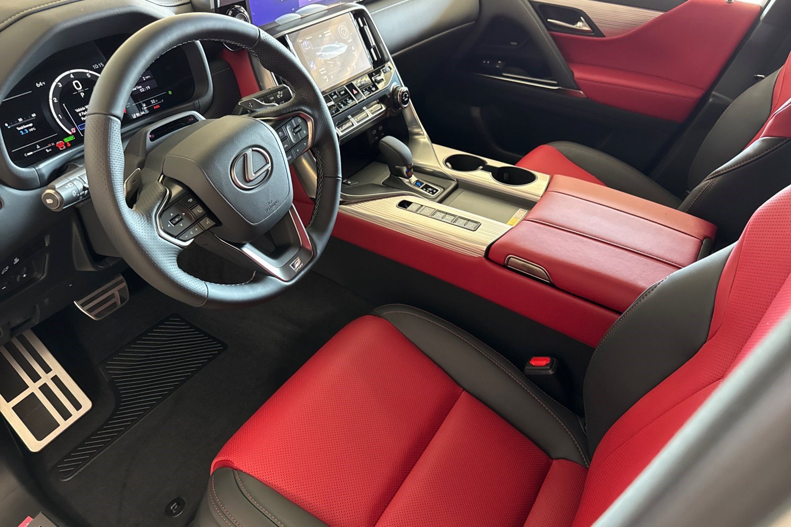 New 2026 Lexus LX 700h F Sport AWD/4WD image 4