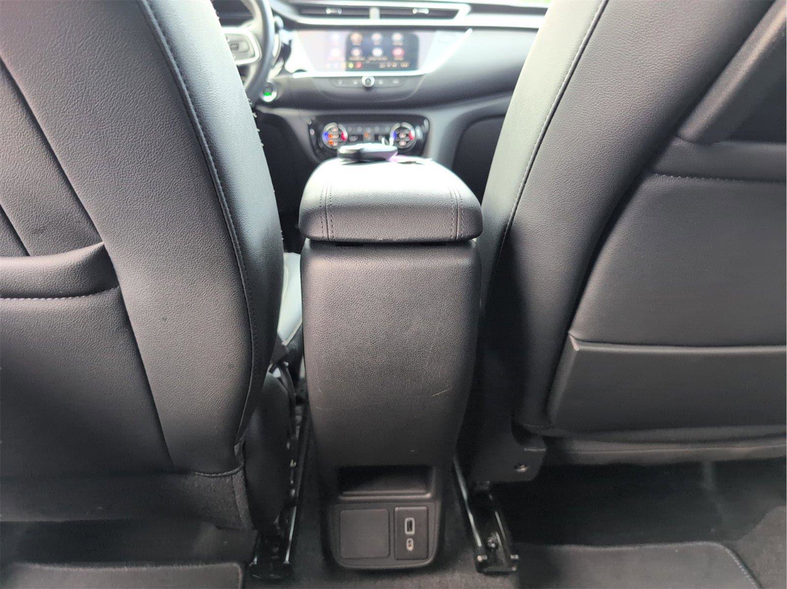 Used 2022 Buick Encore GX Select image 15