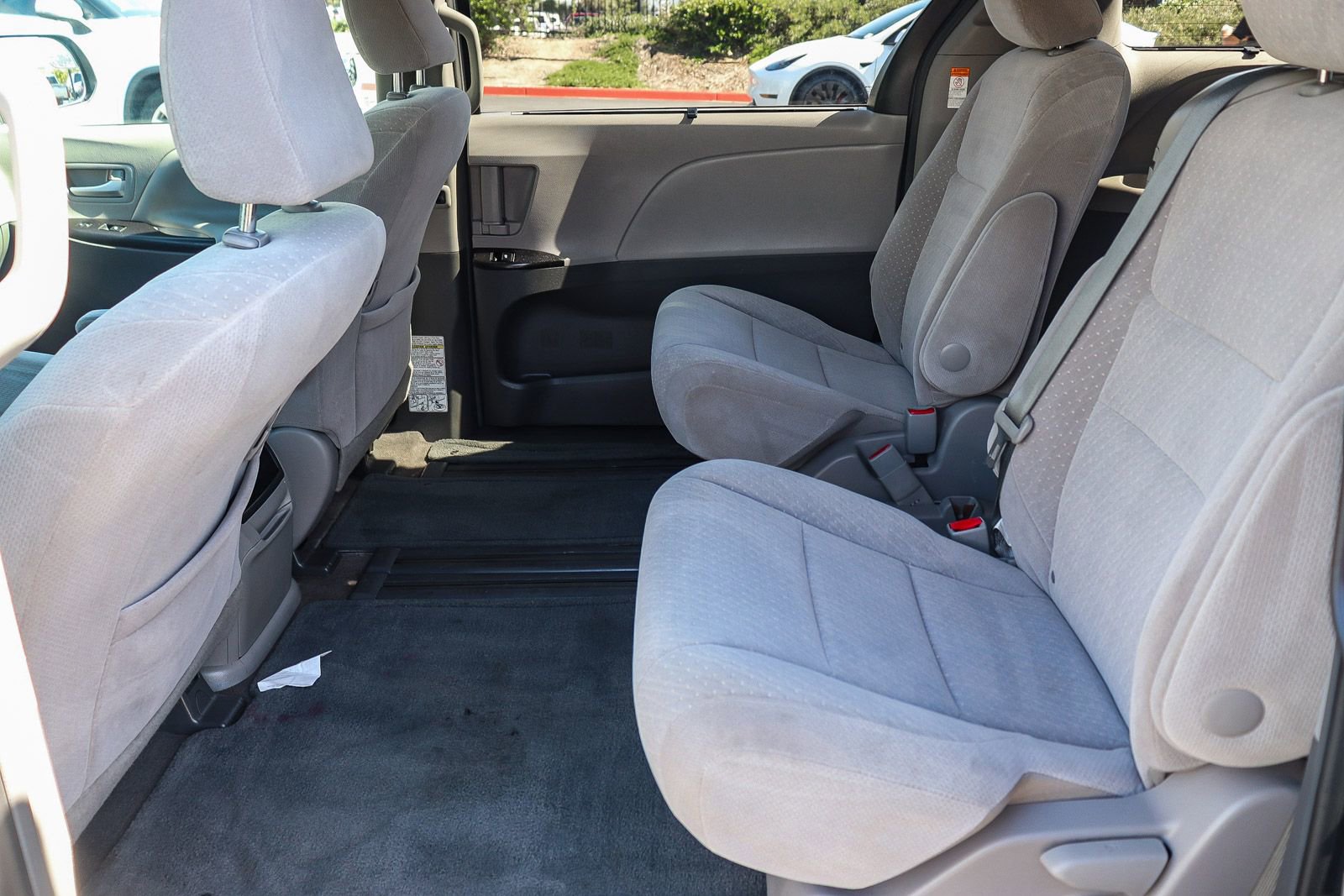 Certified 2017 Toyota Sienna LE FWD image 18