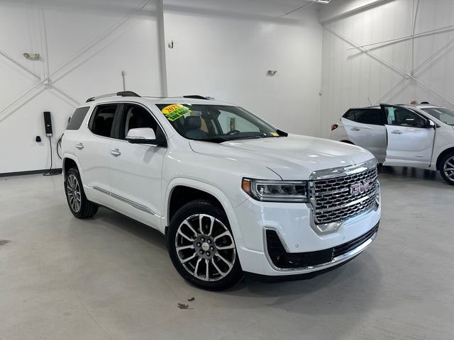 Used 2023 GMC Acadia Denali w/ Denali Ultimate Package AWD/4WD image 6