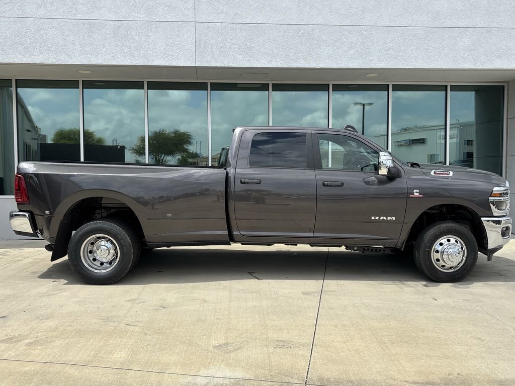 New 2026 RAM 3500 Laramie AWD/4WD image 2
