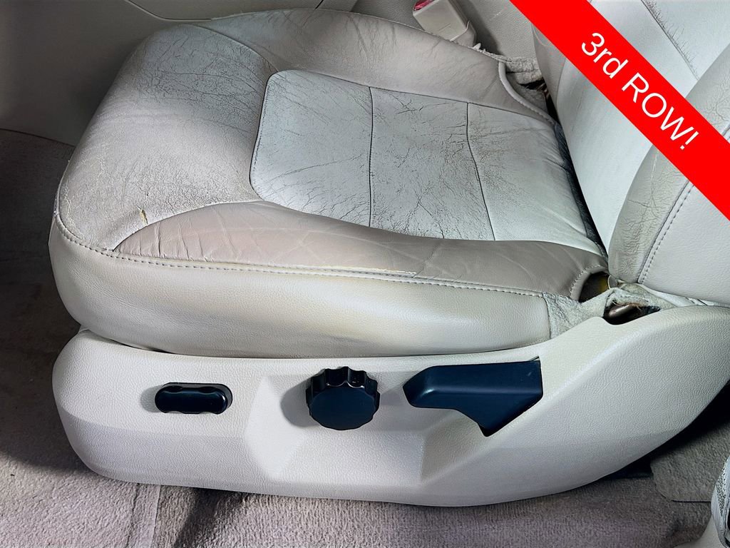 Used 2004 Ford Expedition Eddie Bauer image 17