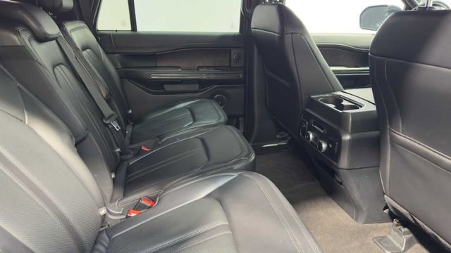 Used 2021 Ford Expedition Max Limited RWD image 15