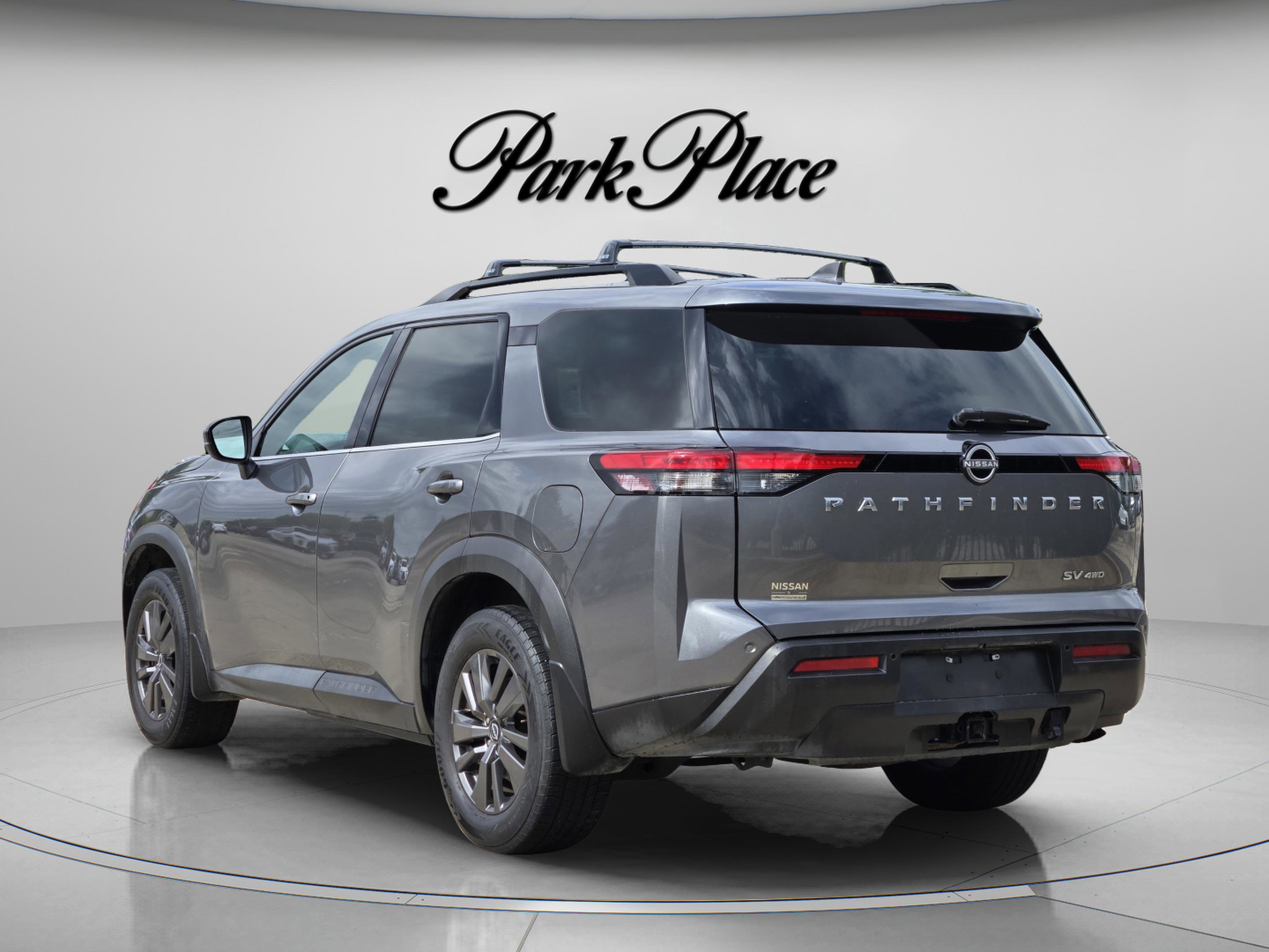 Used 2022 Nissan Pathfinder SV w/ SV Premium Package AWD/4WD image 3