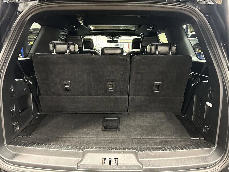 Used 2020 Ford Expedition Limited w/ Texas Edition Package AWD/4WD image 28