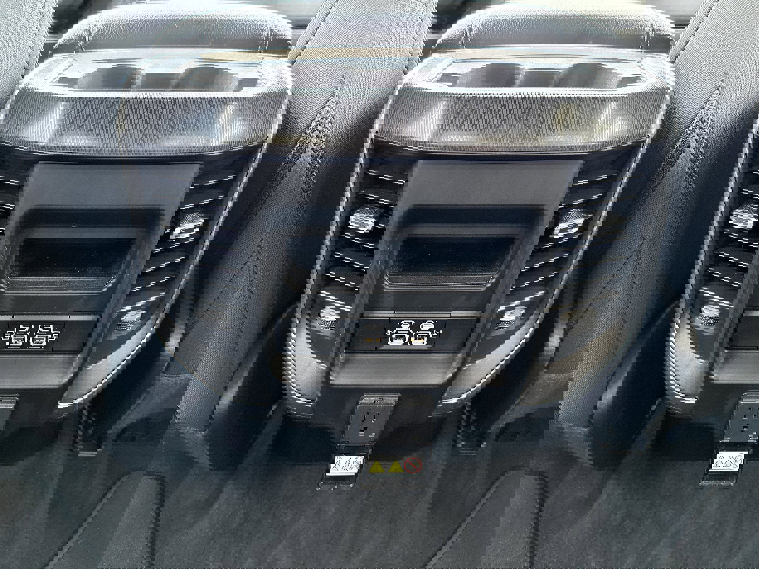 Used 2025 RAM 1500 Big Horn image 25
