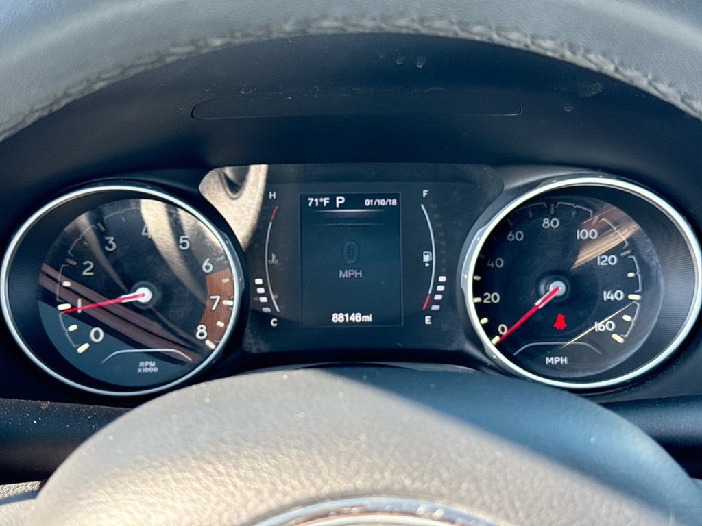Used 2021 Jeep Compass Latitude w/ Sun and Sound Group AWD/4WD image 15