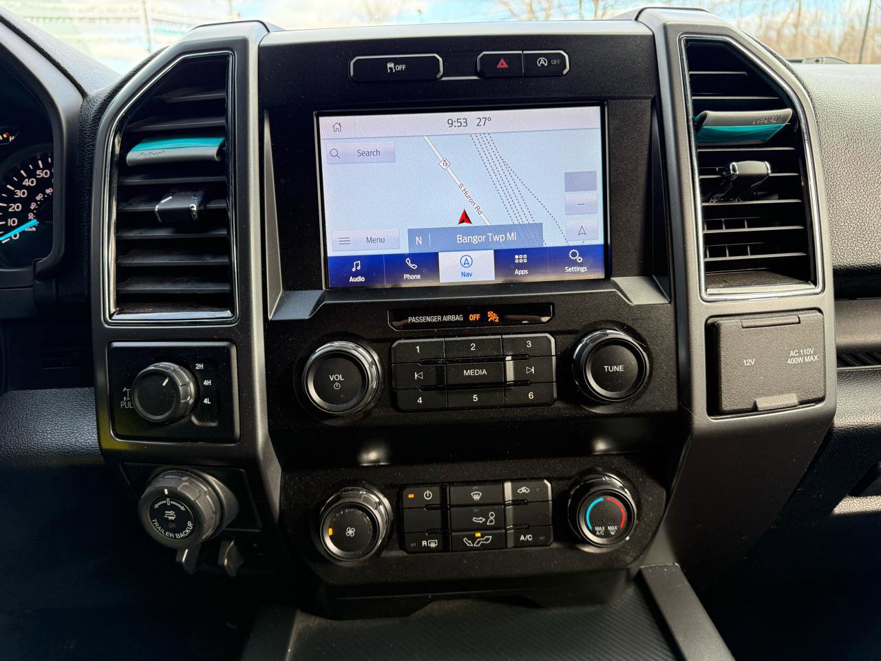 Used 2019 Ford F150 XLT w/ Equipment Group 301A Mid AWD/4WD image 17