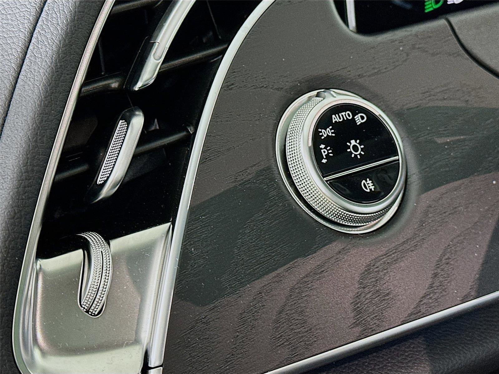 Certified 2026 Mercedes-Benz E 350 4MATIC Sedan image 10