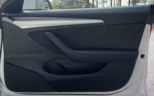 Used 2022 Tesla Model 3 Standard Range image 19