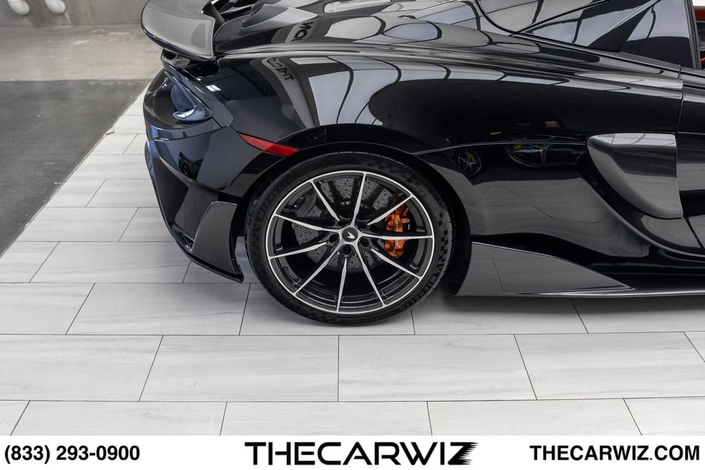 Used 2020 McLaren 600LT Spider RWD image 25