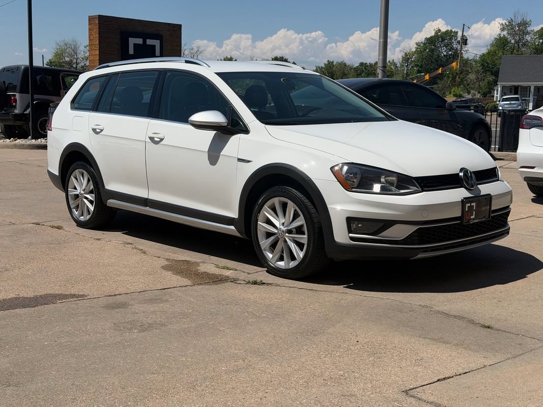 Used 2017 Volkswagen Golf Alltrack S AWD/4WD image 18