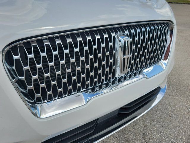 Certified 2022 Lincoln Corsair FWD image 7