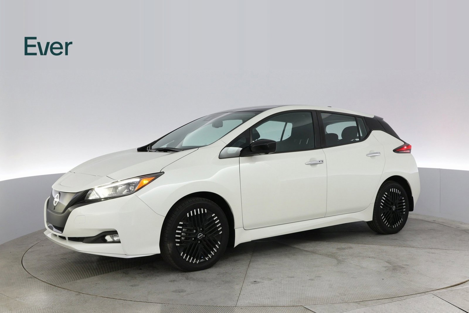 Used 2023 Nissan Leaf SV Plus image 15