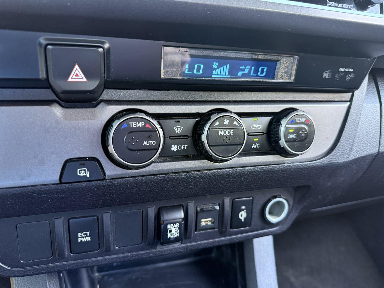 Used 2021 Toyota Tacoma TRD Off-Road RWD image 29
