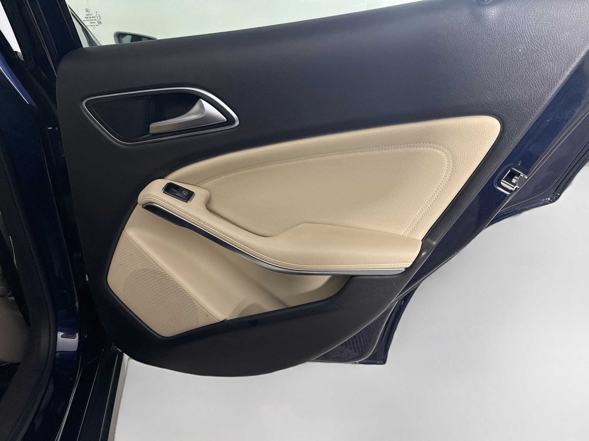 Used 2019 Mercedes-Benz GLA 250 w/ Convenience Package image 28