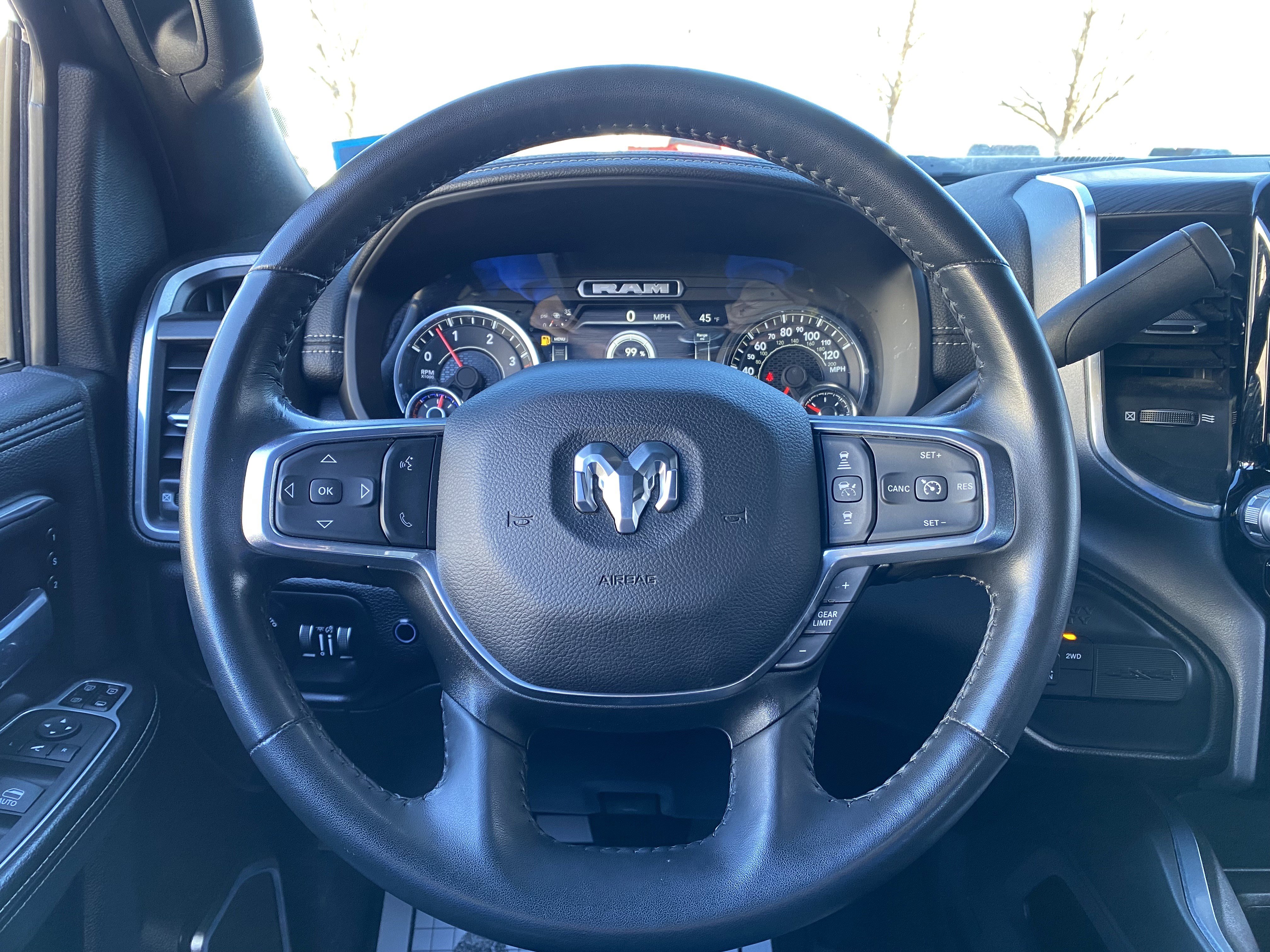 Used 2024 RAM 3500 Laramie w/ Night Edition image 20