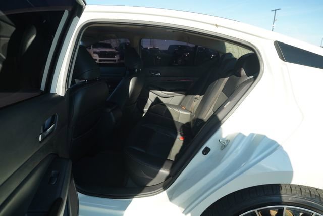 Used 2019 Nissan Altima 2.5 SR w/ SR Premium Package image 16