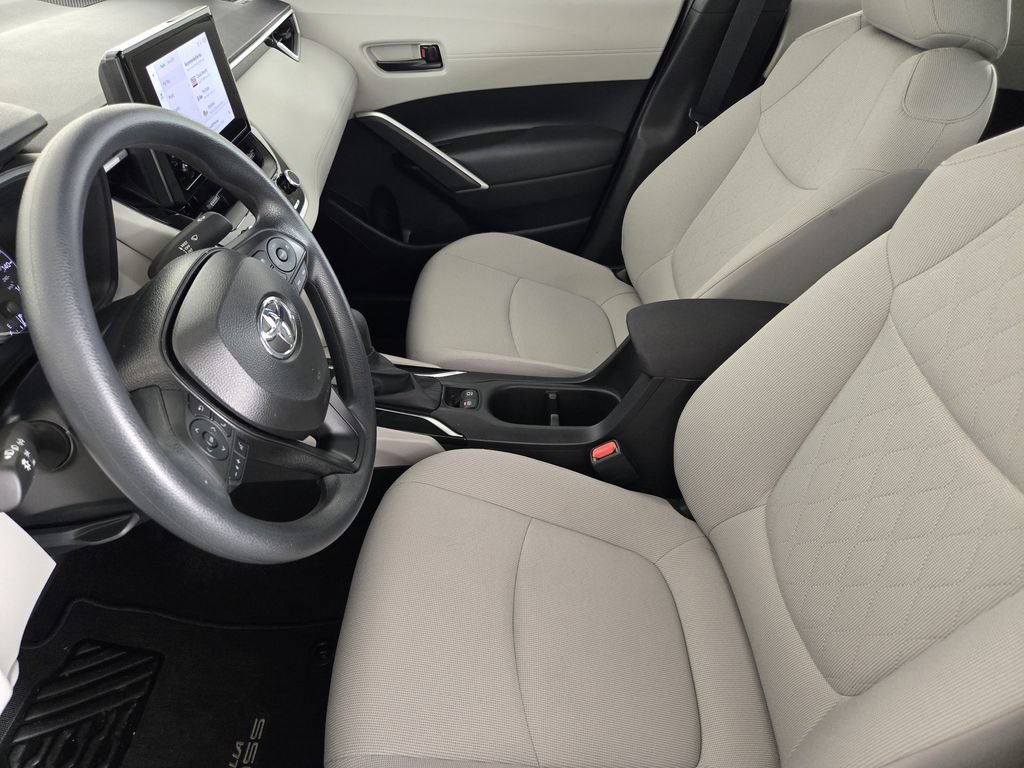 Used 2025 Toyota Corolla Cross L FWD image 14