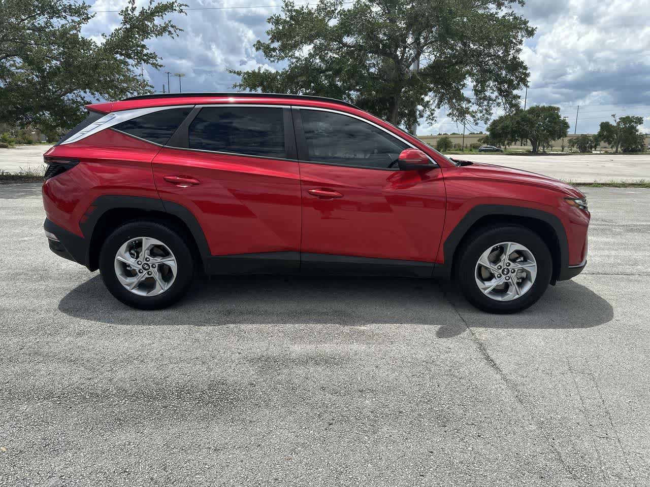 Used 2023 Hyundai Tucson SEL w/ Cargo Package AWD/4WD image 15