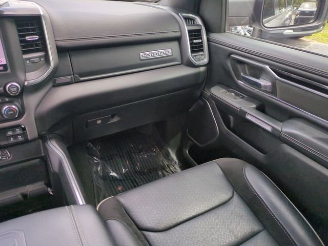 Used 2022 RAM 1500 Laramie w/ Sport Appearance Package AWD/4WD image 18