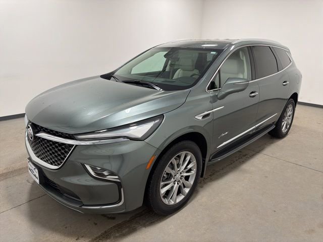 Used 2023 Buick Enclave Avenir w/ Avenir Technology Package image 7