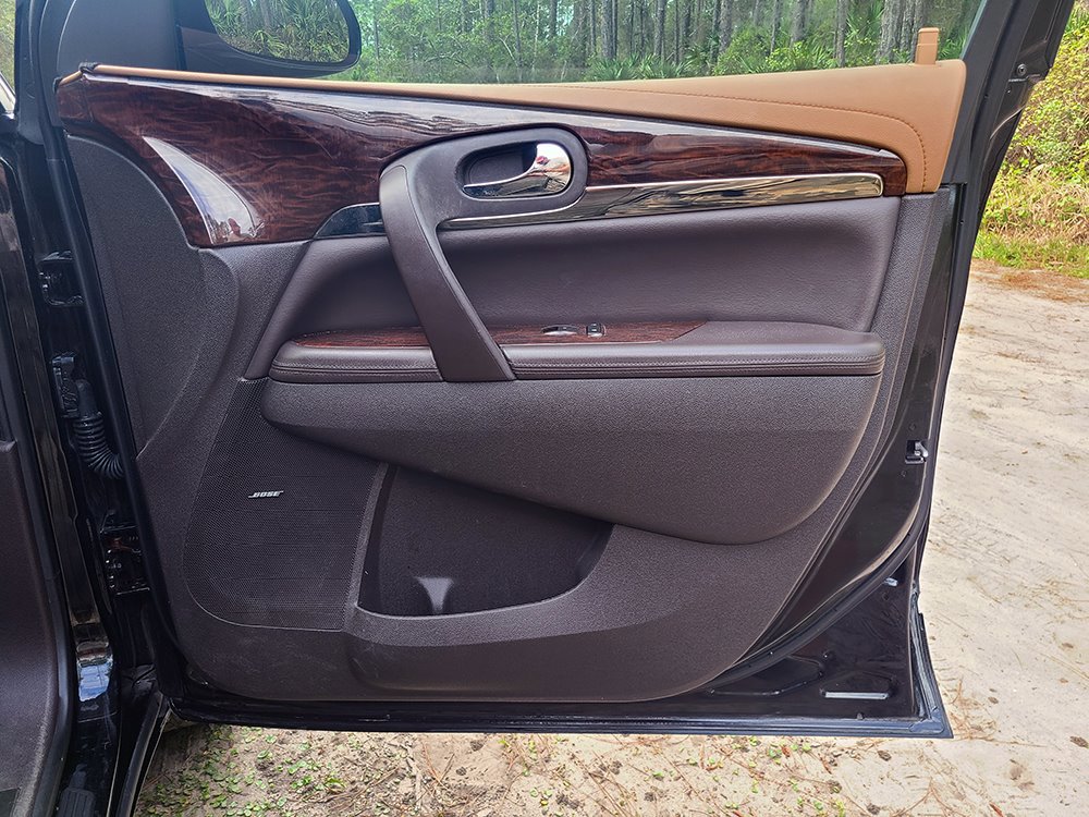 Used 2017 Buick Enclave Premium w/ Experience Buick Package image 28