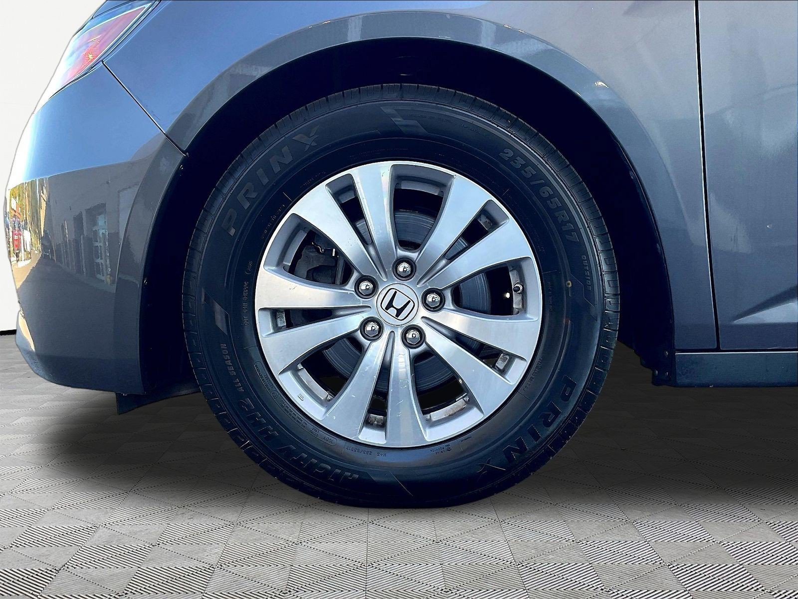 Used 2017 Honda Odyssey EX-L image 35