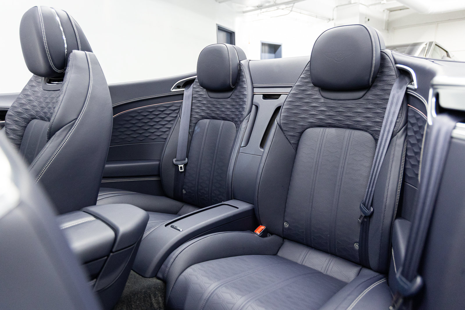Certified 2025 Bentley Continental GT Speed w/ First Edition Specification AWD/4WD image 31