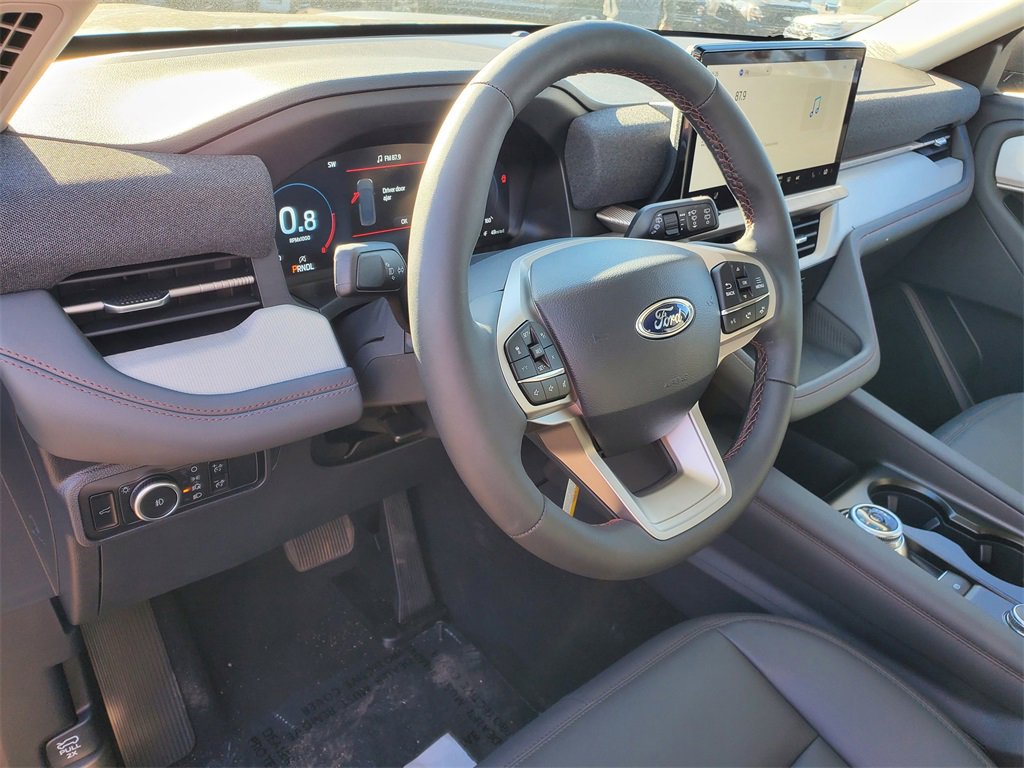 New 2026 Ford Explorer Active image 8
