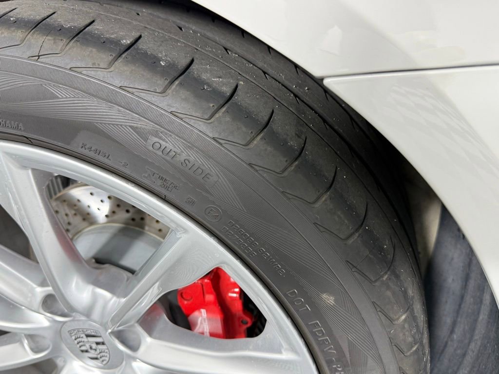 Certified 2023 Porsche 718 Boxster S RWD image 18