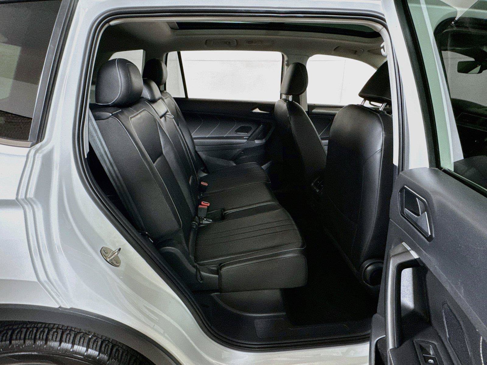 Used 2022 Volkswagen Tiguan SE FWD image 26