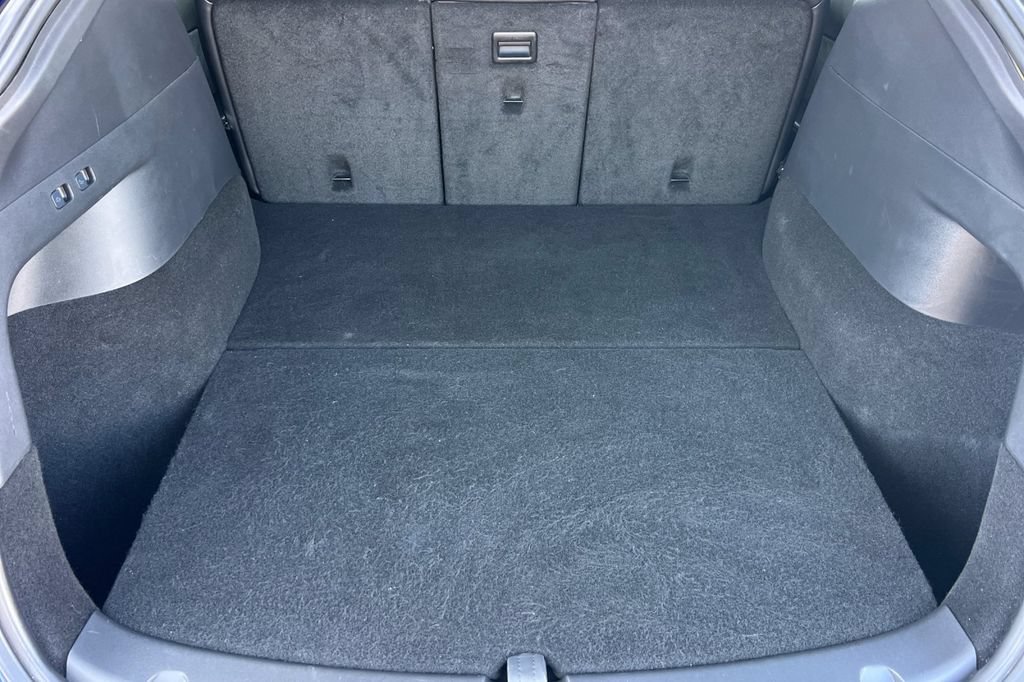 Used 2020 Tesla Model Y Long Range AWD/4WD image 17