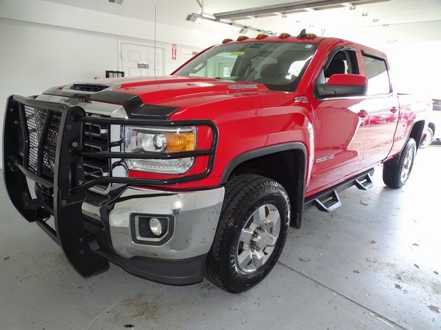 Used 2018 GMC Sierra 2500 SLE w/ Suspension Package, Off-Road image 14