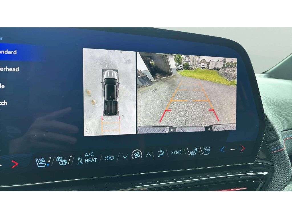 Used 2025 Chevrolet Silverado EV RST AWD/4WD image 18