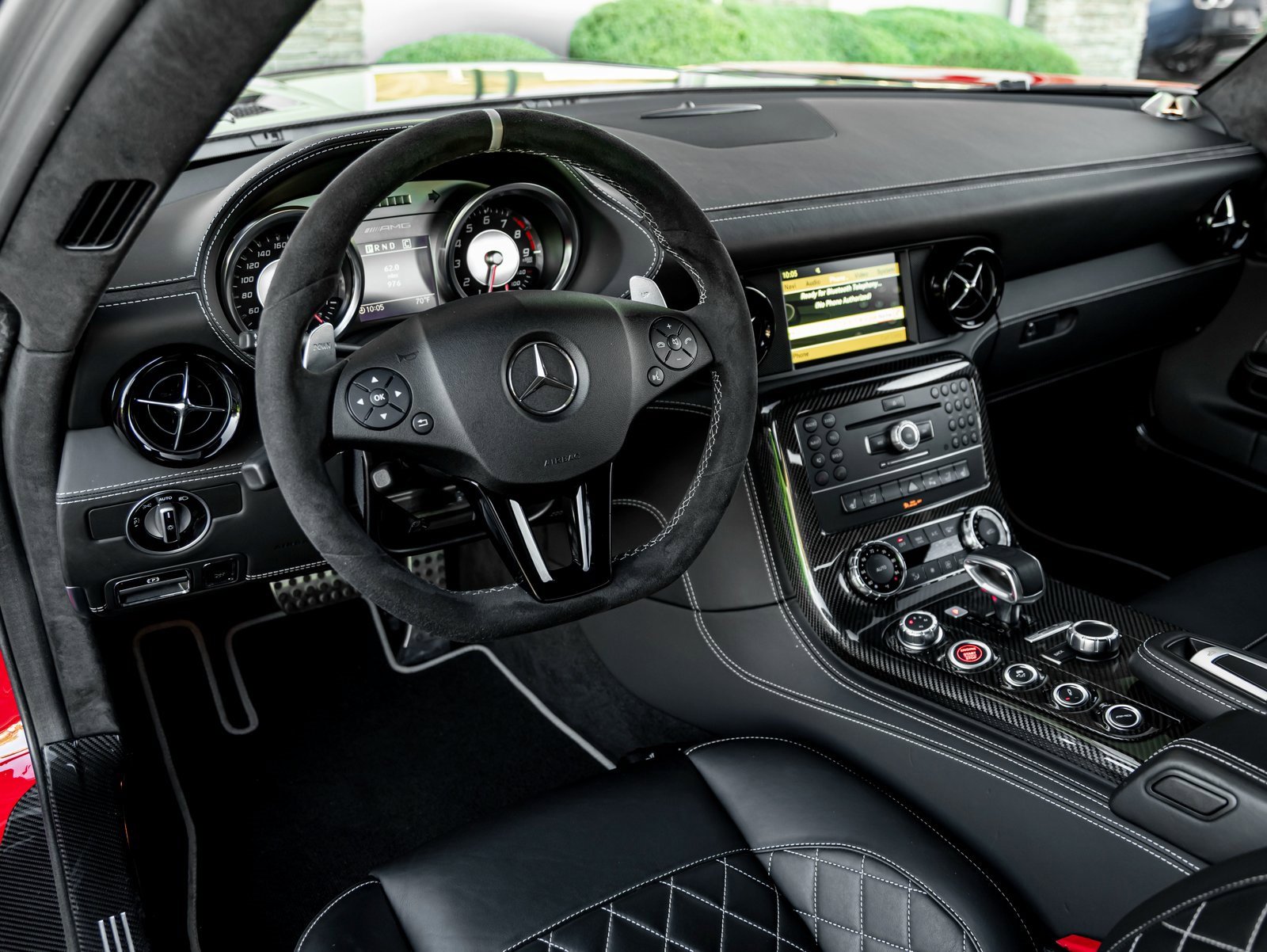 Used 2015 Mercedes-Benz SLS AMG GT Final Edition image 17