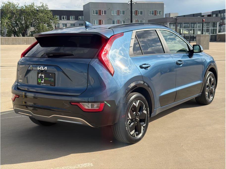 Used 2023 Kia Niro Wind w/ Wind Preserve Package FWD image 8
