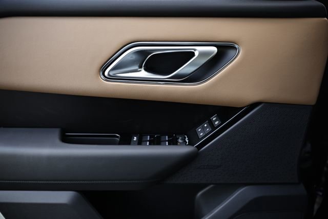 New 2026 Land Rover Range Rover Velar Autobiography AWD/4WD image 17