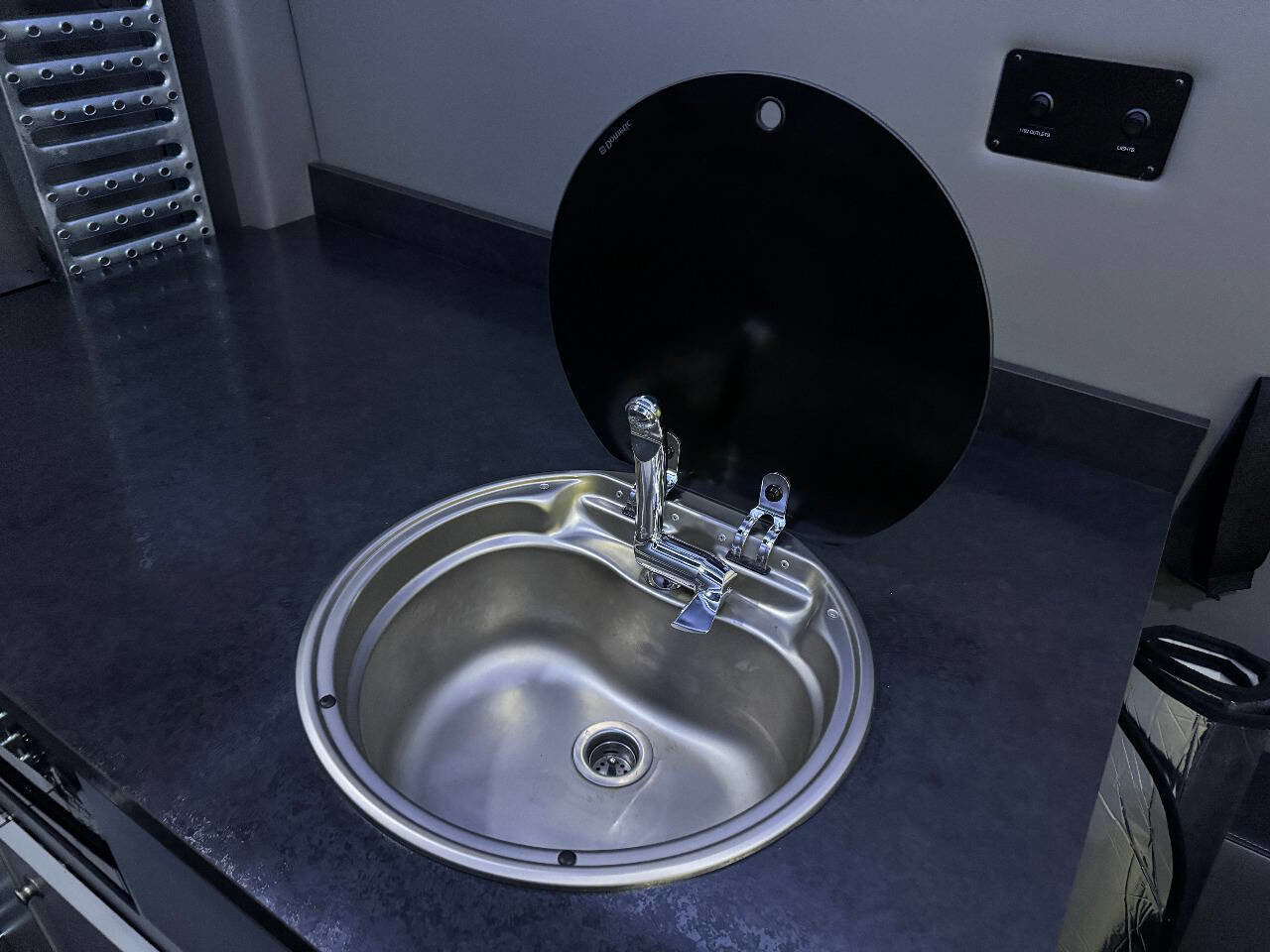 Used 2015 RAM ProMaster 2500 image 75