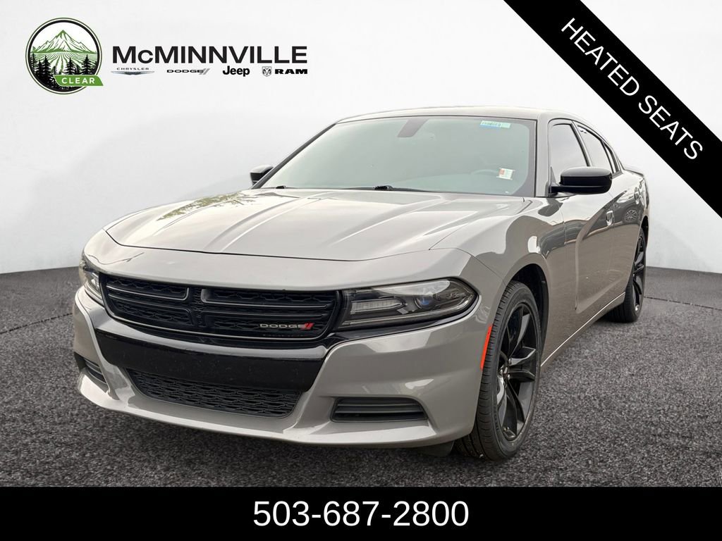 Used 2018 Dodge Charger SXT w/ Blacktop Package RWD image 1