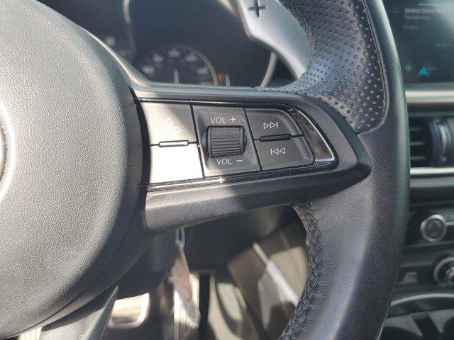 Used 2022 Alfa Romeo Stelvio Veloce AWD/4WD image 32