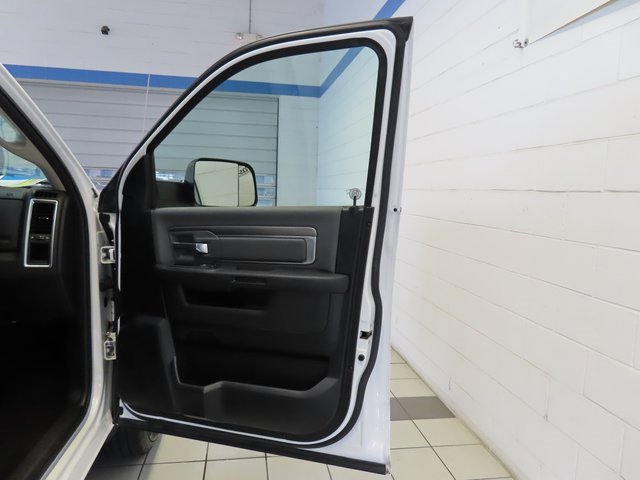 Used 2023 RAM 1500 Classic SLT w/ Trailer & Traction Group image 27