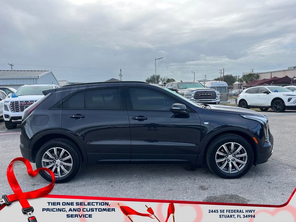 Used 2023 Cadillac XT4 Sport w/ Enhanced Visibility Package image 8