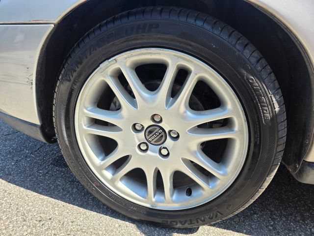 Used 2002 Volvo S60 2.4T FWD image 9