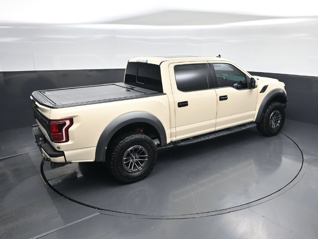 Used 2019 Ford F150 Raptor w/ Equipment Group 802A Luxury AWD/4WD image 38