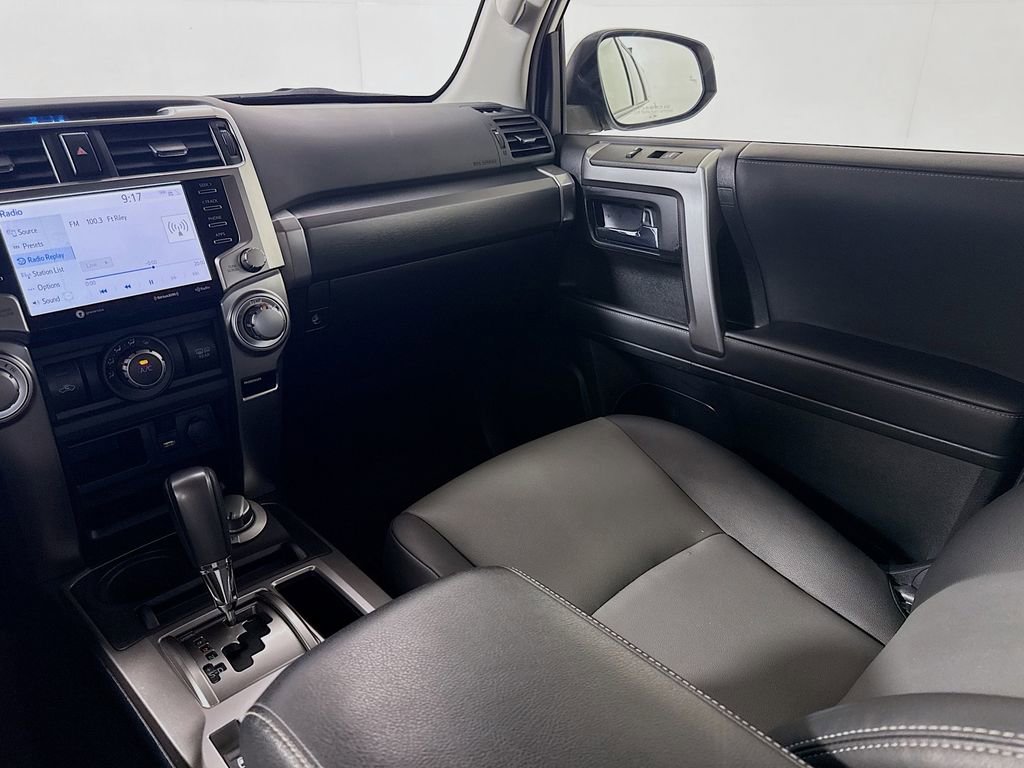 Used 2023 Toyota 4Runner SR5 Premium w/ Moonroof Package AWD/4WD image 22