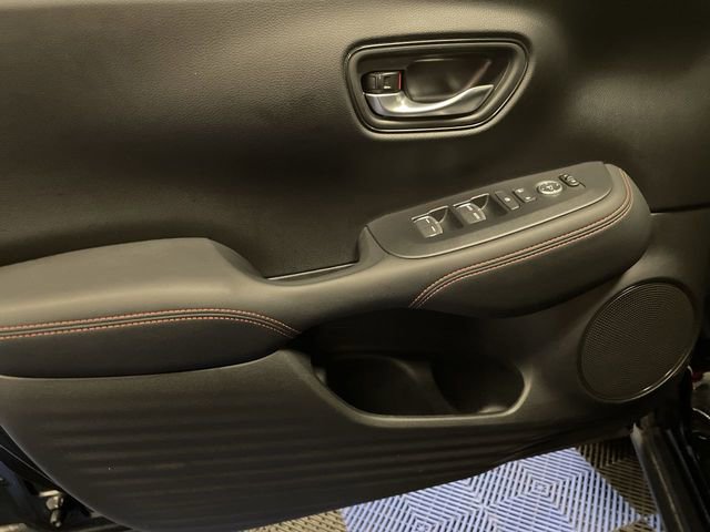 Certified 2025 Honda HR-V Sport image 13